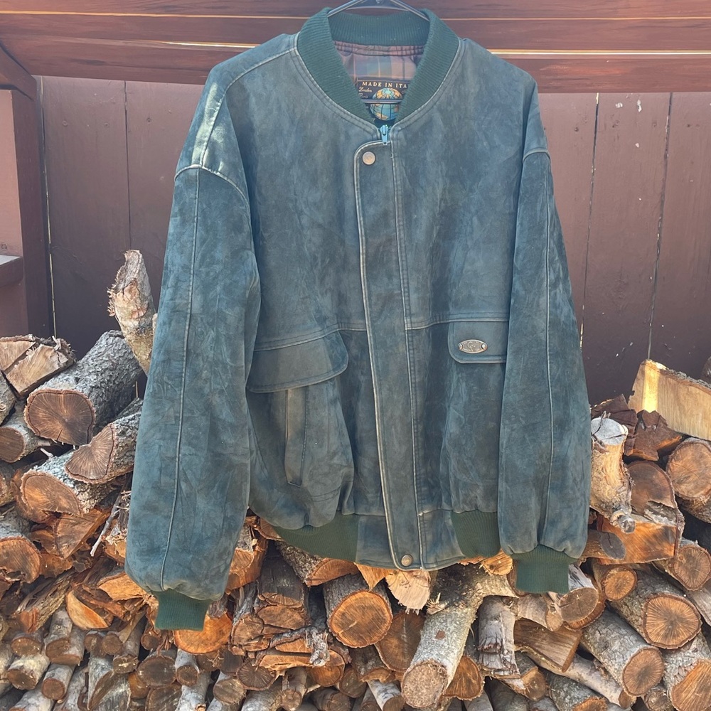 Jacket. - Picture 2 of 4